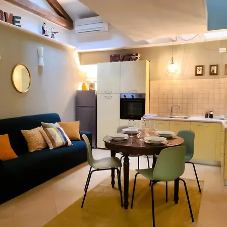 La Serenissima San Marco - Elegant 2br With Roof Terrace Apartmán