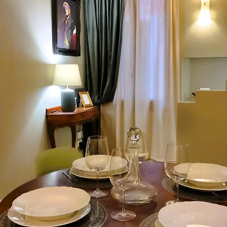 La Serenissima San Marco - Elegant 2br With Roof Terrace Apartment *