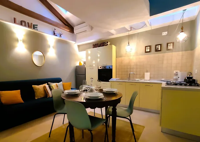 La Serenissima San Marco - Elegant 2br With Roof Terrace Apartmán *