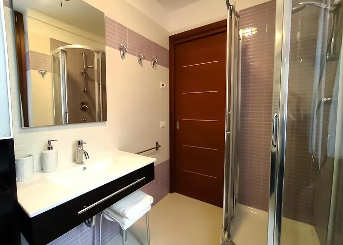 La Serenissima San Marco - Elegant 2br With Roof Terrace *